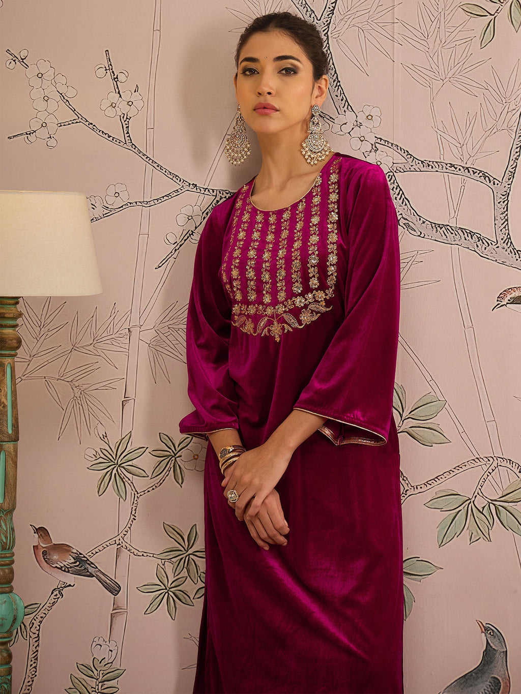 Women Fuchsia Velvet Embroidered Kurta With Straight Pants
