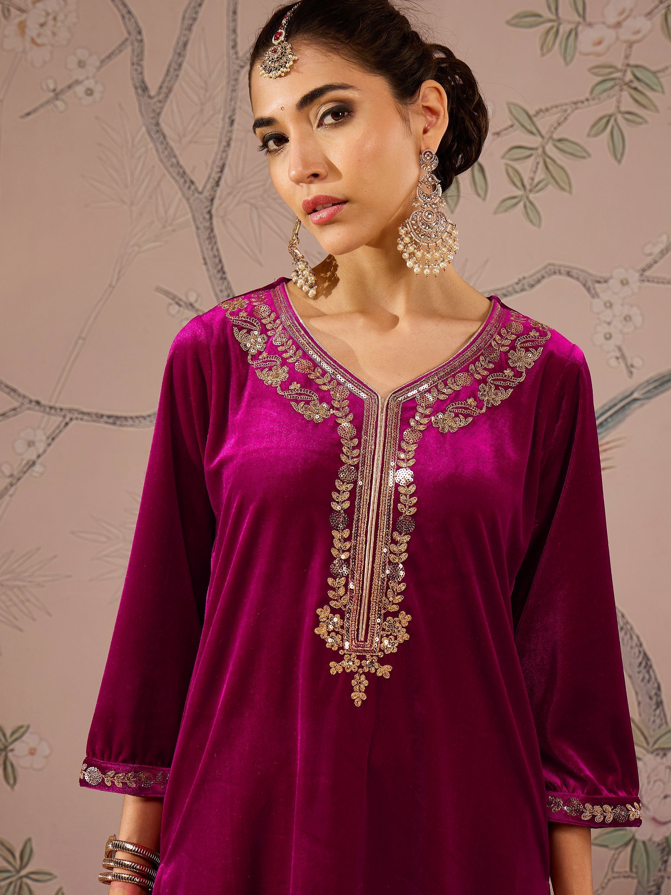 Women Fuchsia Velvet Front Embroidered Kurta