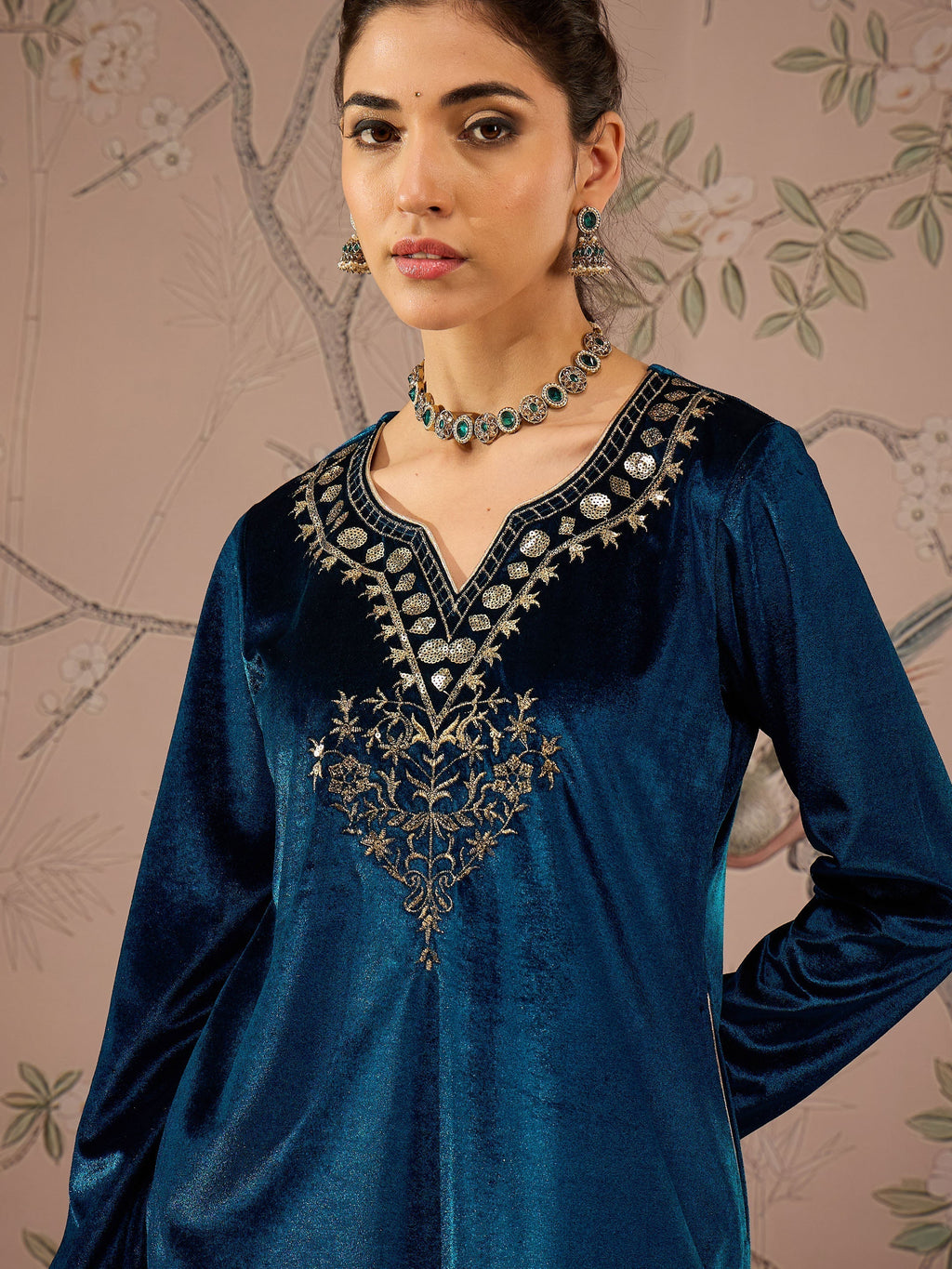 Women Teal Velvet Full Sleeves Embroidered Straight Kurta