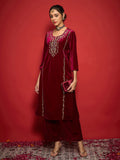 Women Fuchsia Velvet Embroidered Round Neck Kurta With Straight Pants