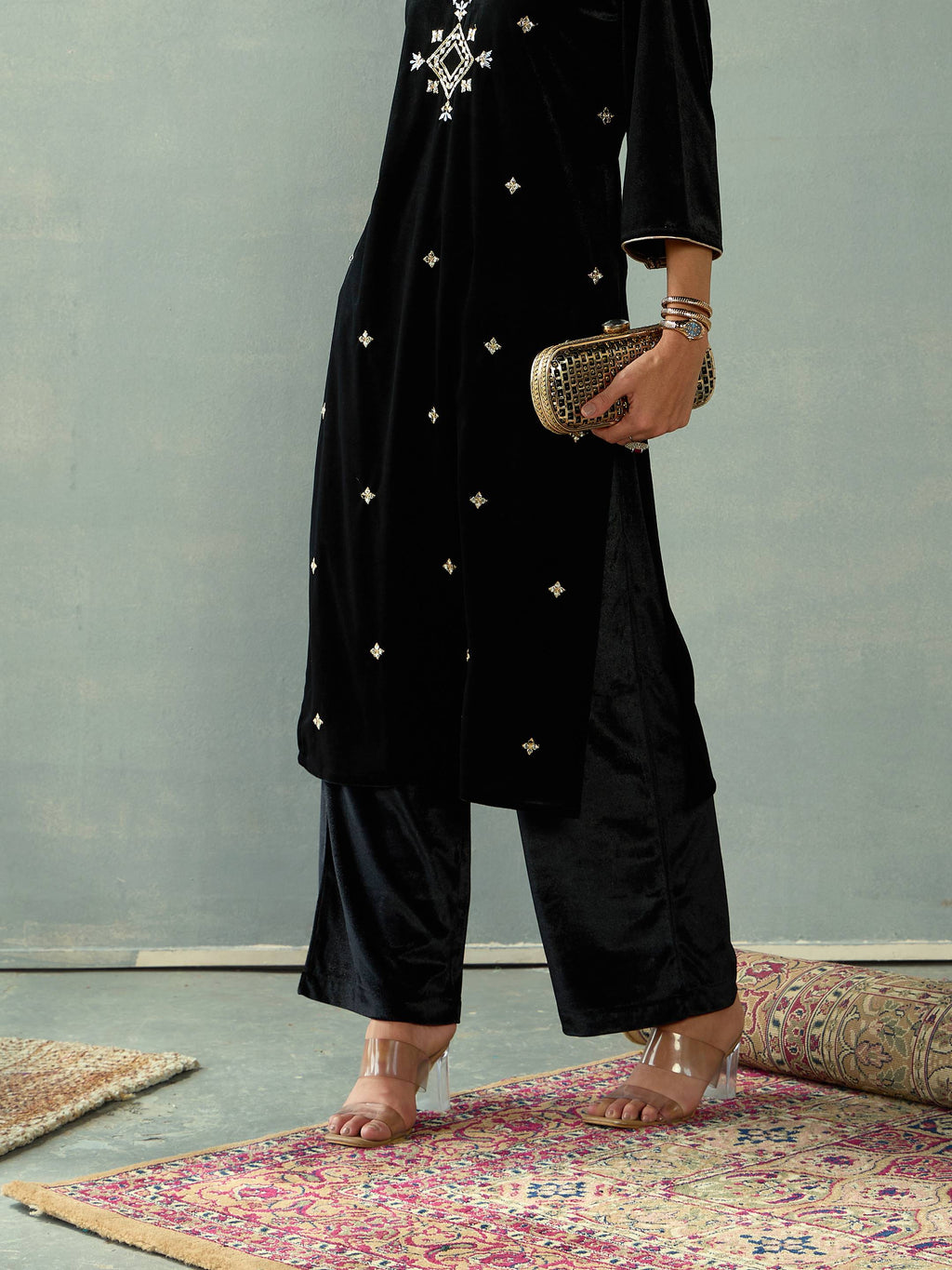 Women Black Velvet Elasticated Pants